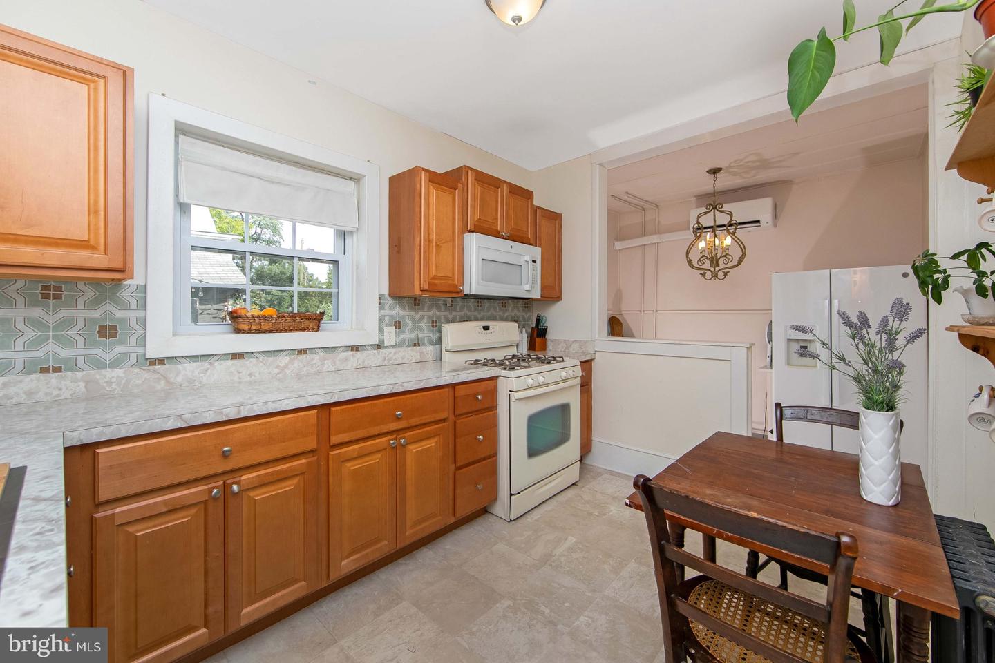 303 Van Sciver St Property Photo 11