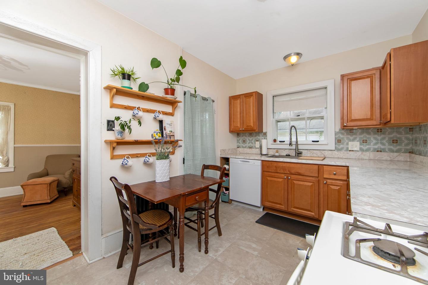303 Van Sciver St Property Photo 12