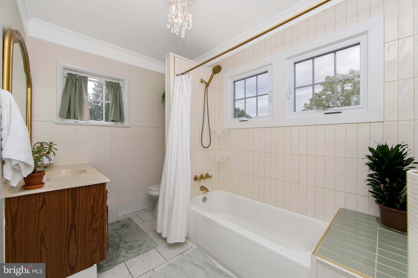 303 Van Sciver St Property Photo 25