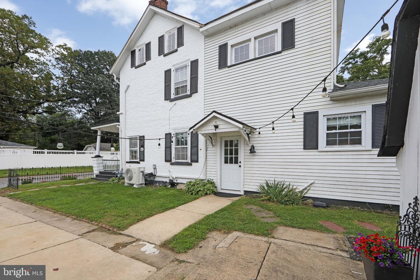 303 Van Sciver St Property Photo 35