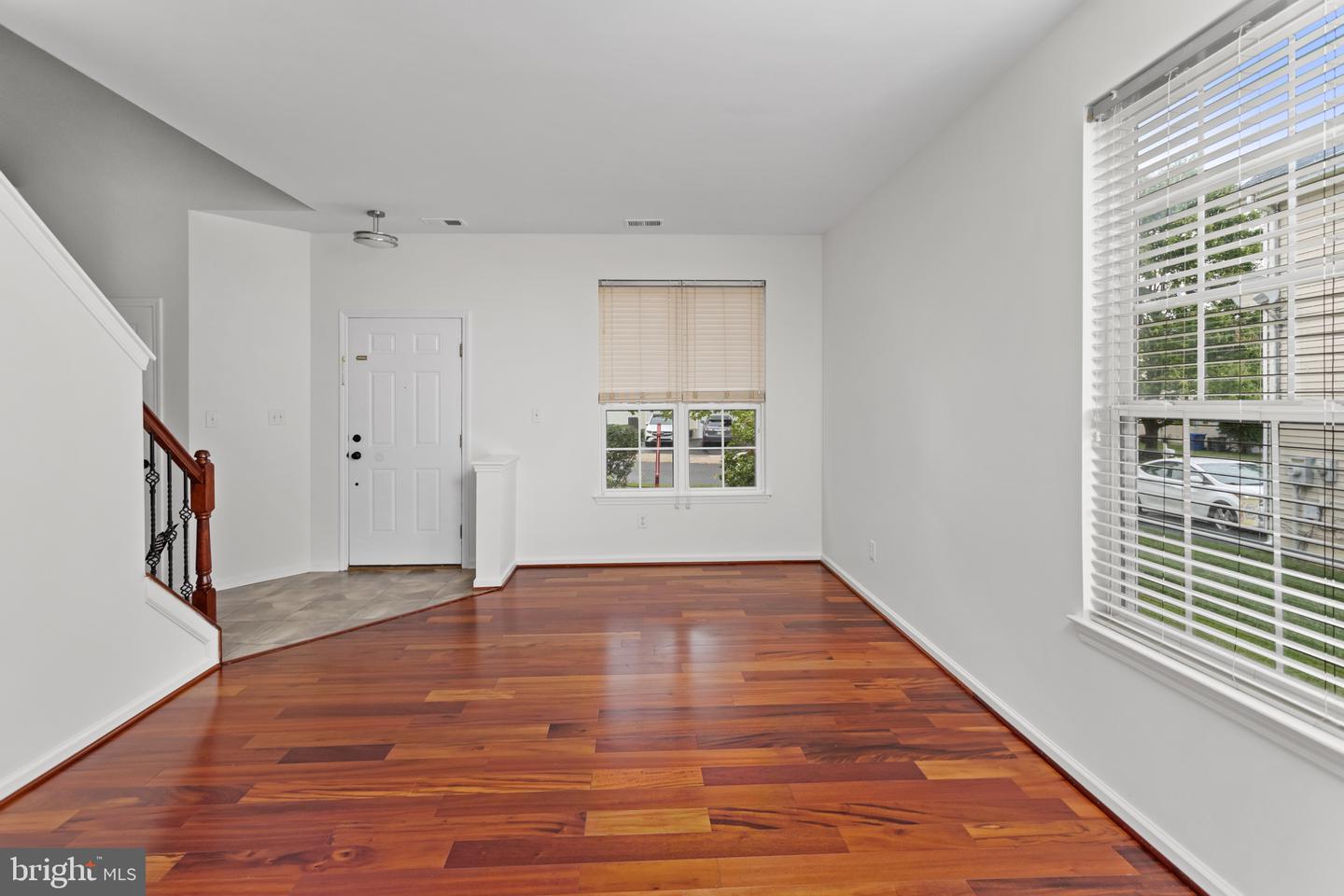 6 Durham Dr Property Photo 9