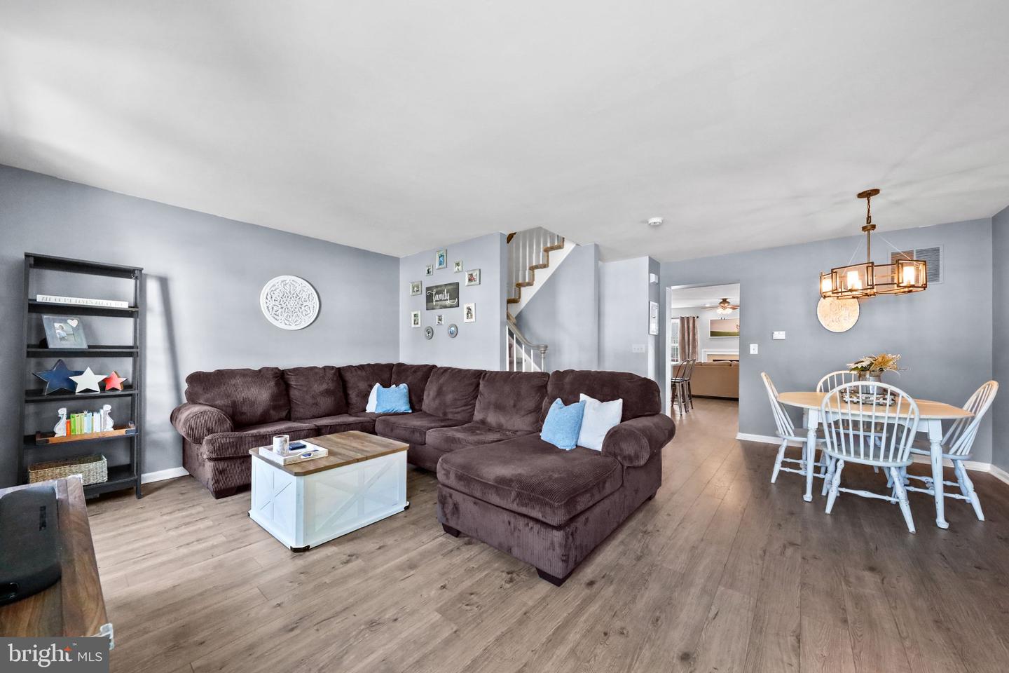 506 Nottingham Pl Property Photo 16