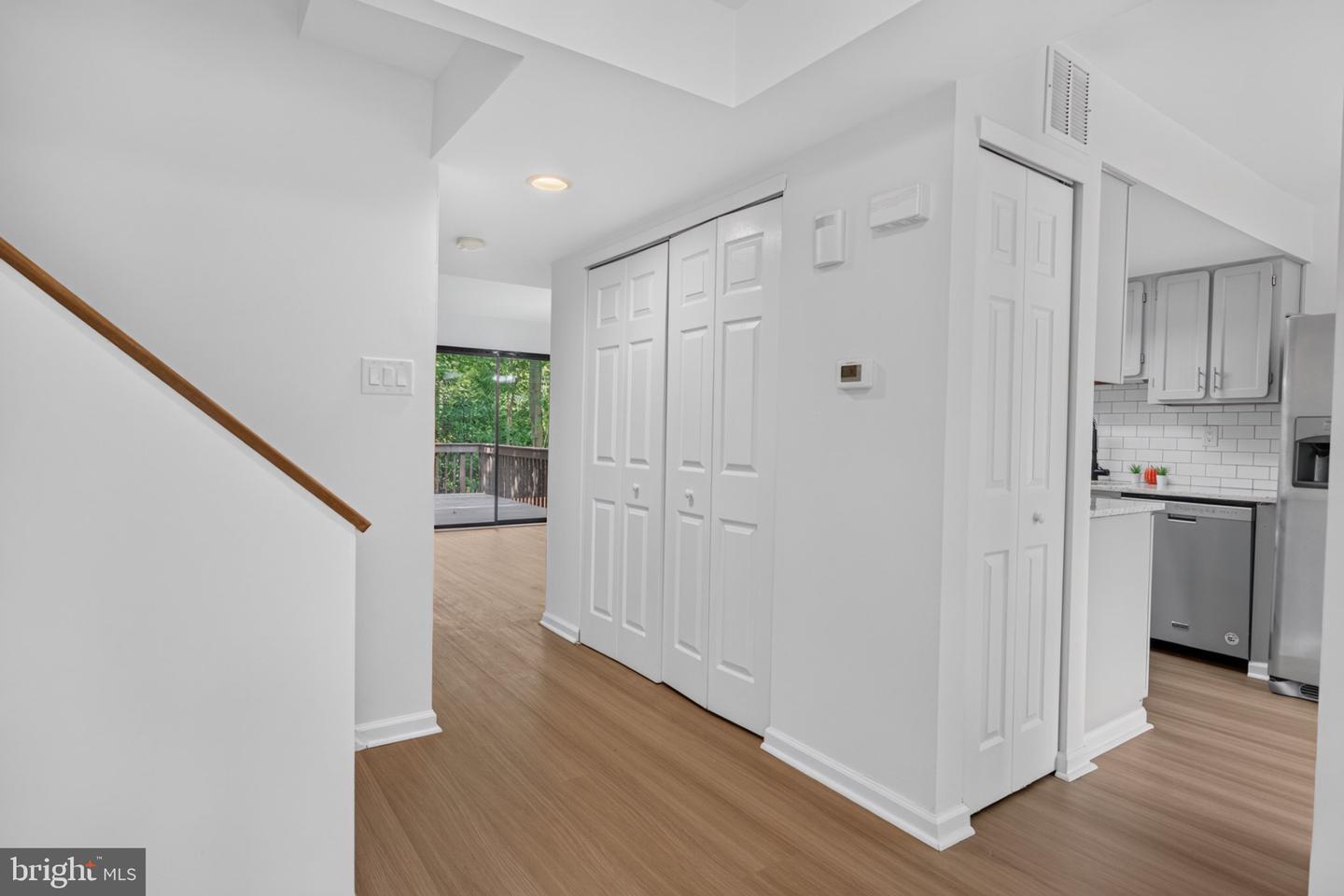 93 Dorset Dr Property Photo 6