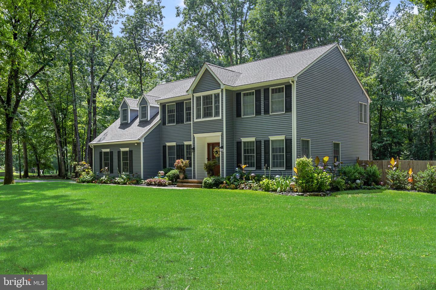 14 Maple Tree Dr Property Photo 2