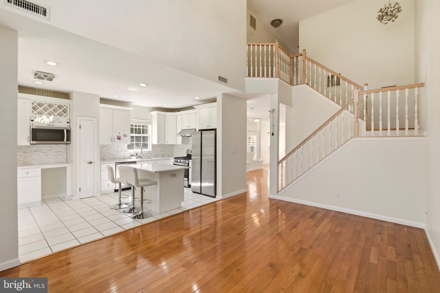 8607 Normandy Dr Property Photo 16