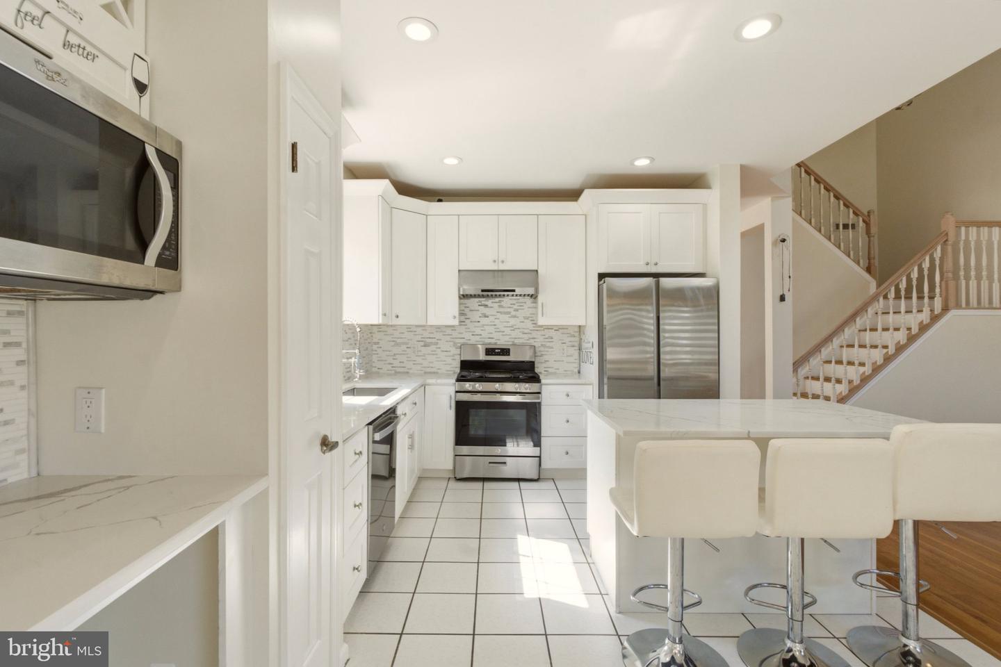 8607 Normandy Dr Property Photo 22