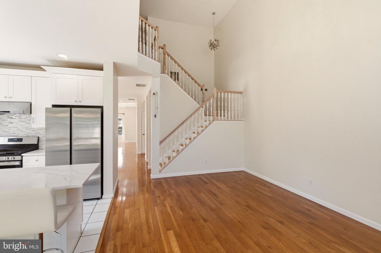 8607 Normandy Dr Property Photo 23