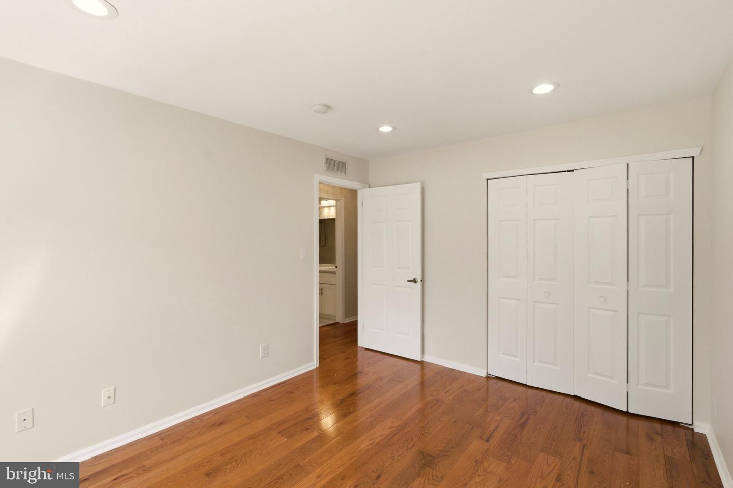 8607 Normandy Dr Property Photo 36