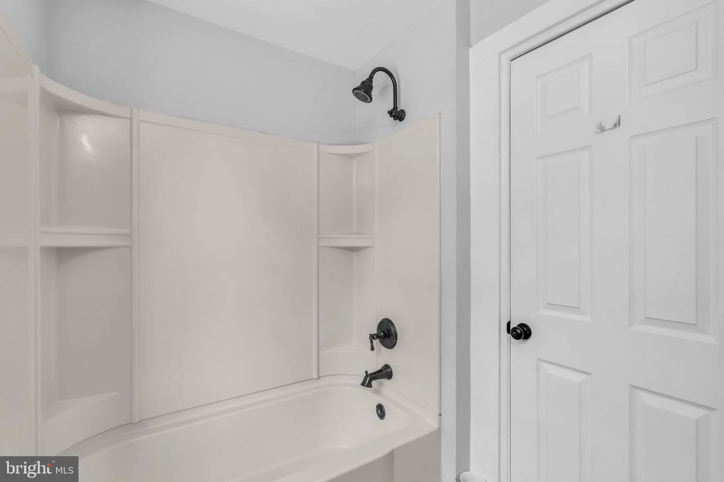 212 Clifton Ave Property Photo 33