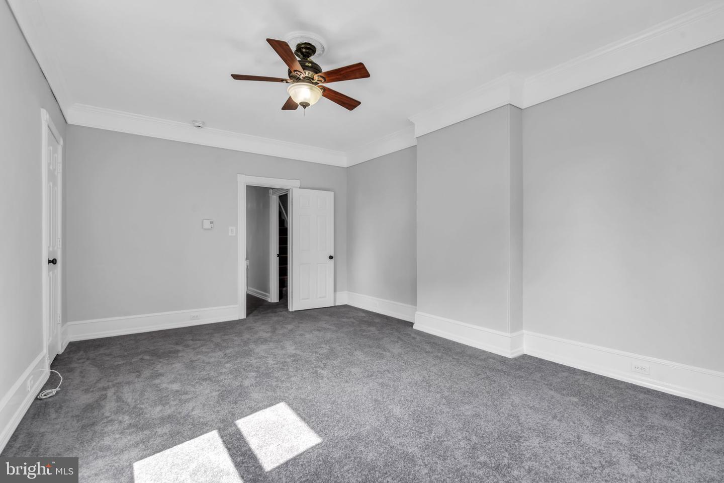 212 Clifton Ave Property Photo 36