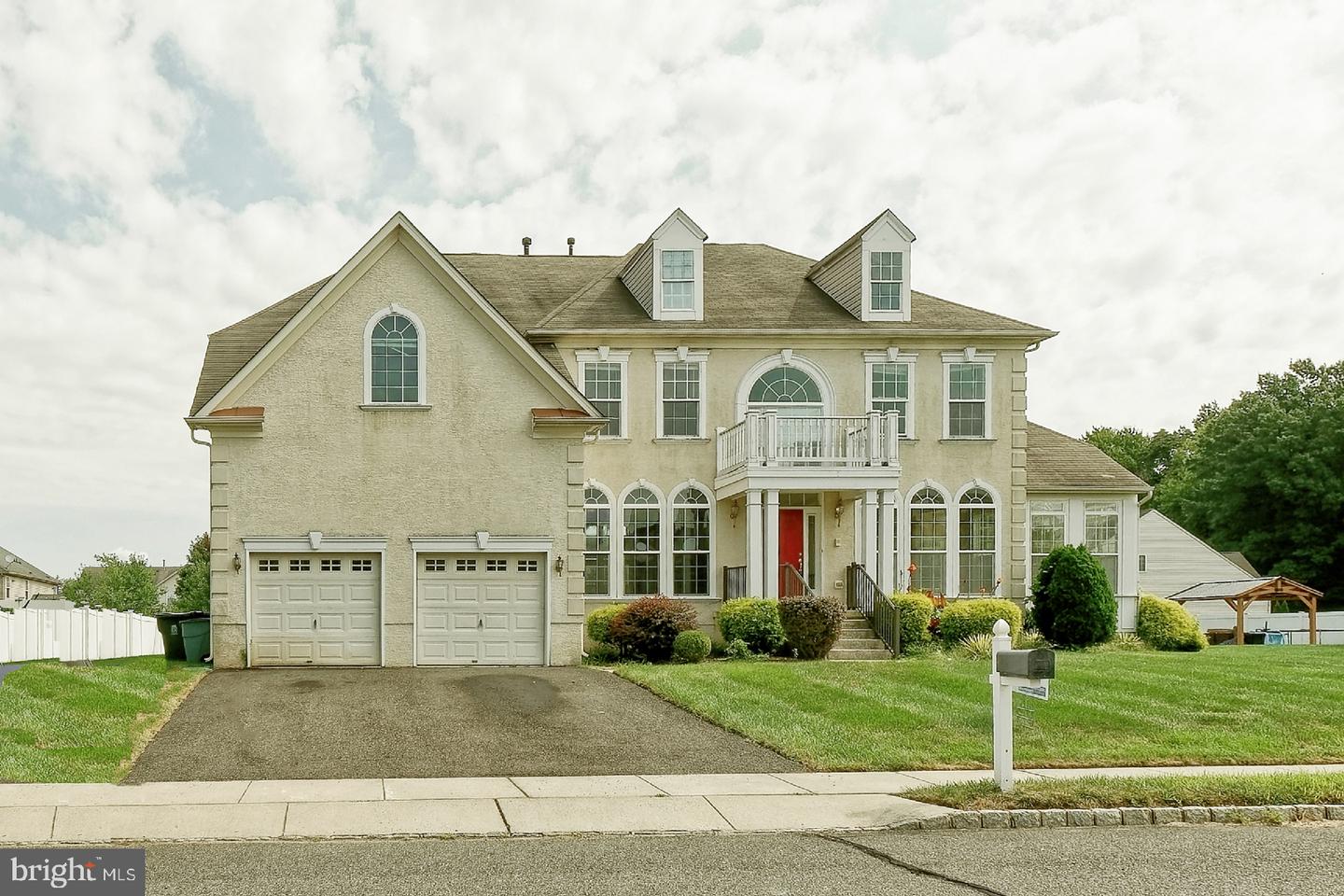7 Dudley Dr Property Photo 1