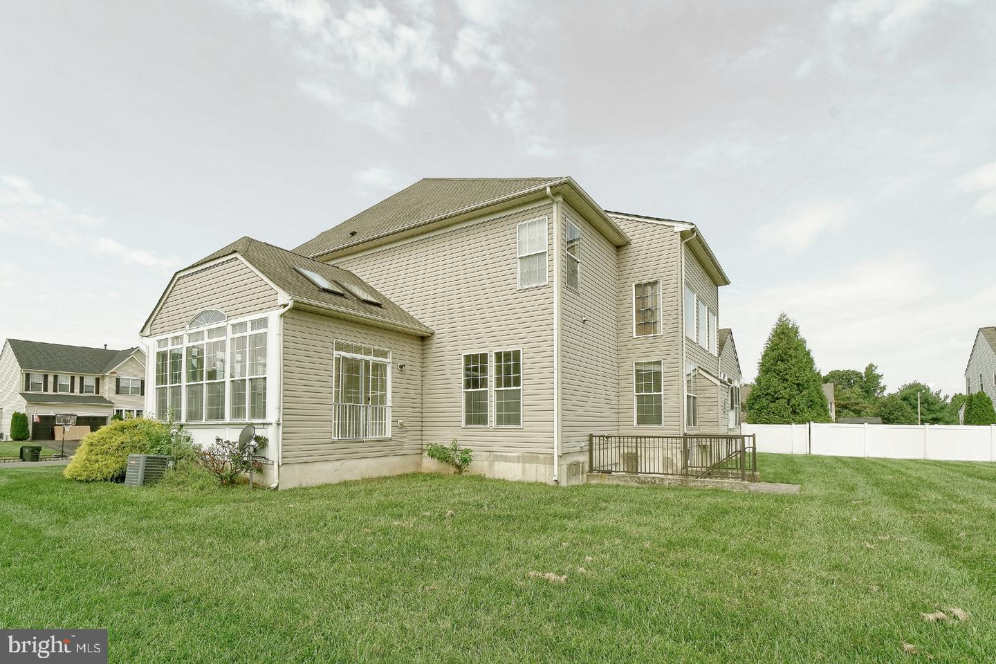 7 Dudley Dr Property Photo 32