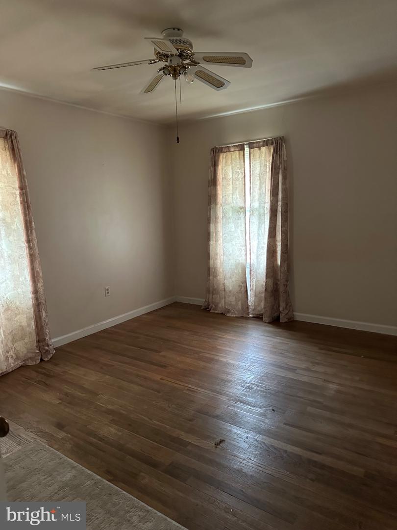20 Goodyear Ln Property Photo 3