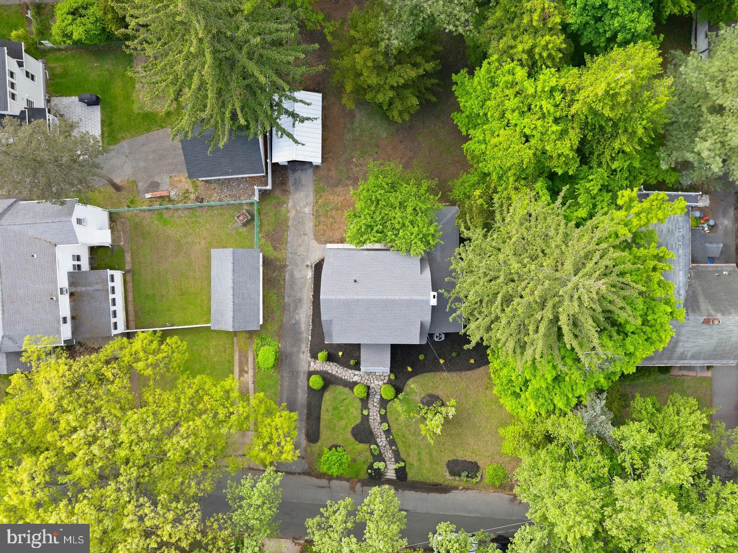 4 2nd St Property Photo 42