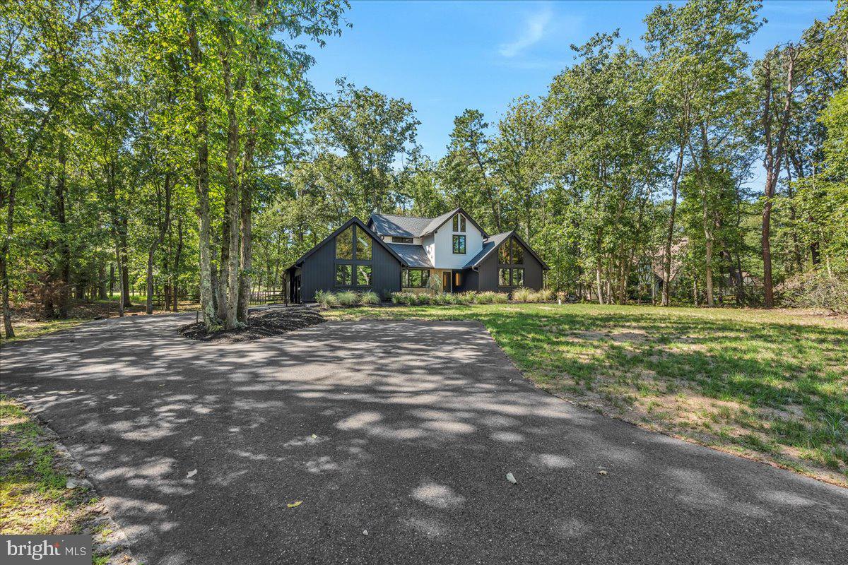 63 Stone Mountain Ln Property Photo 2