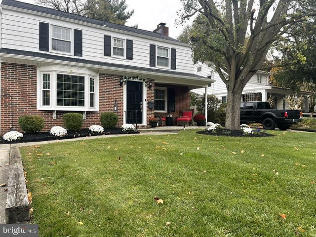 321 N Stanwick Rd Property Photo 1