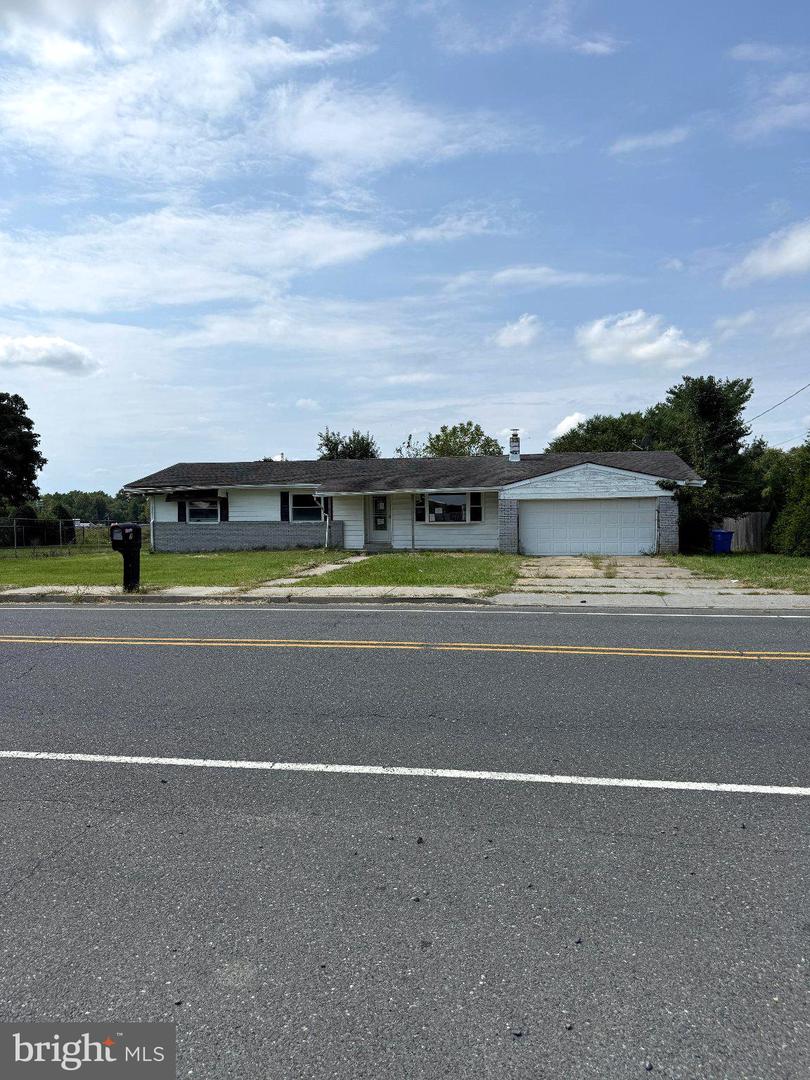 476 Wrightstown Sykesville Rd Property Photo 2