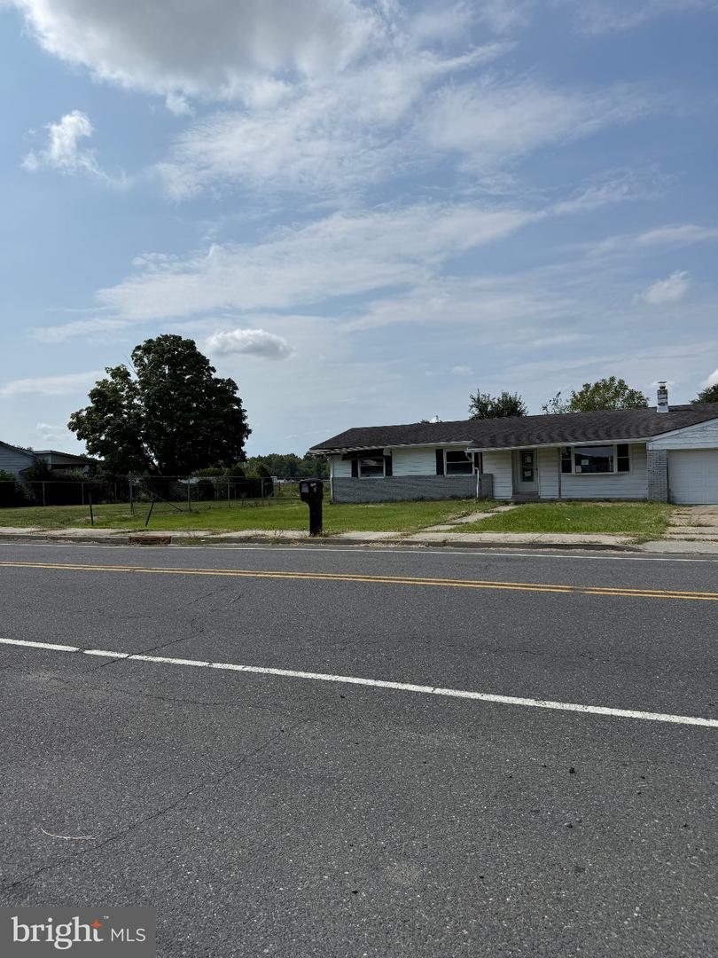 476 Wrightstown Sykesville Rd Property Photo 3