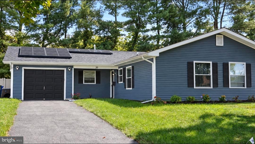 20 FLEETWOOD PL Property Photo 1