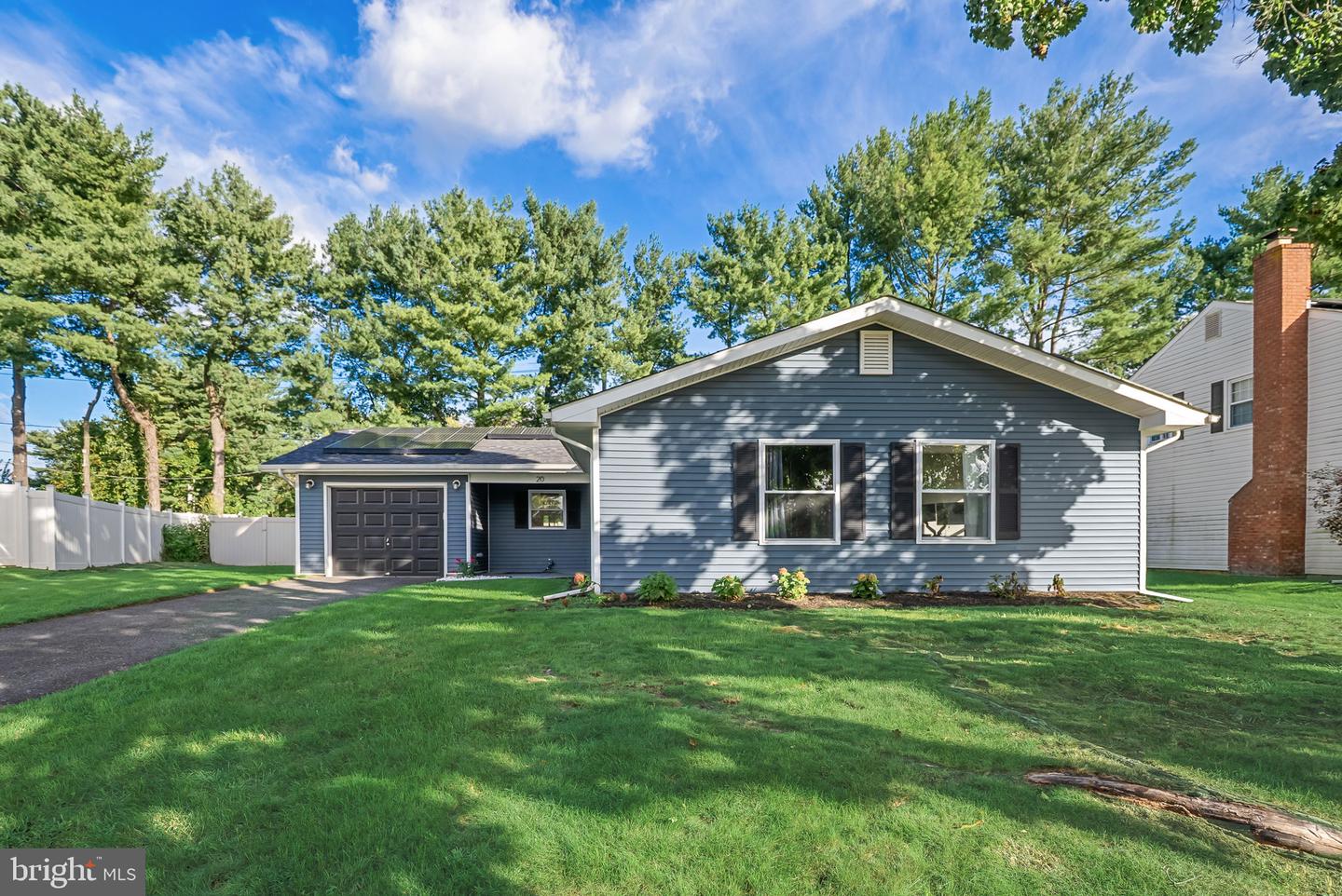 20 Fleetwood Pl Property Photo 1