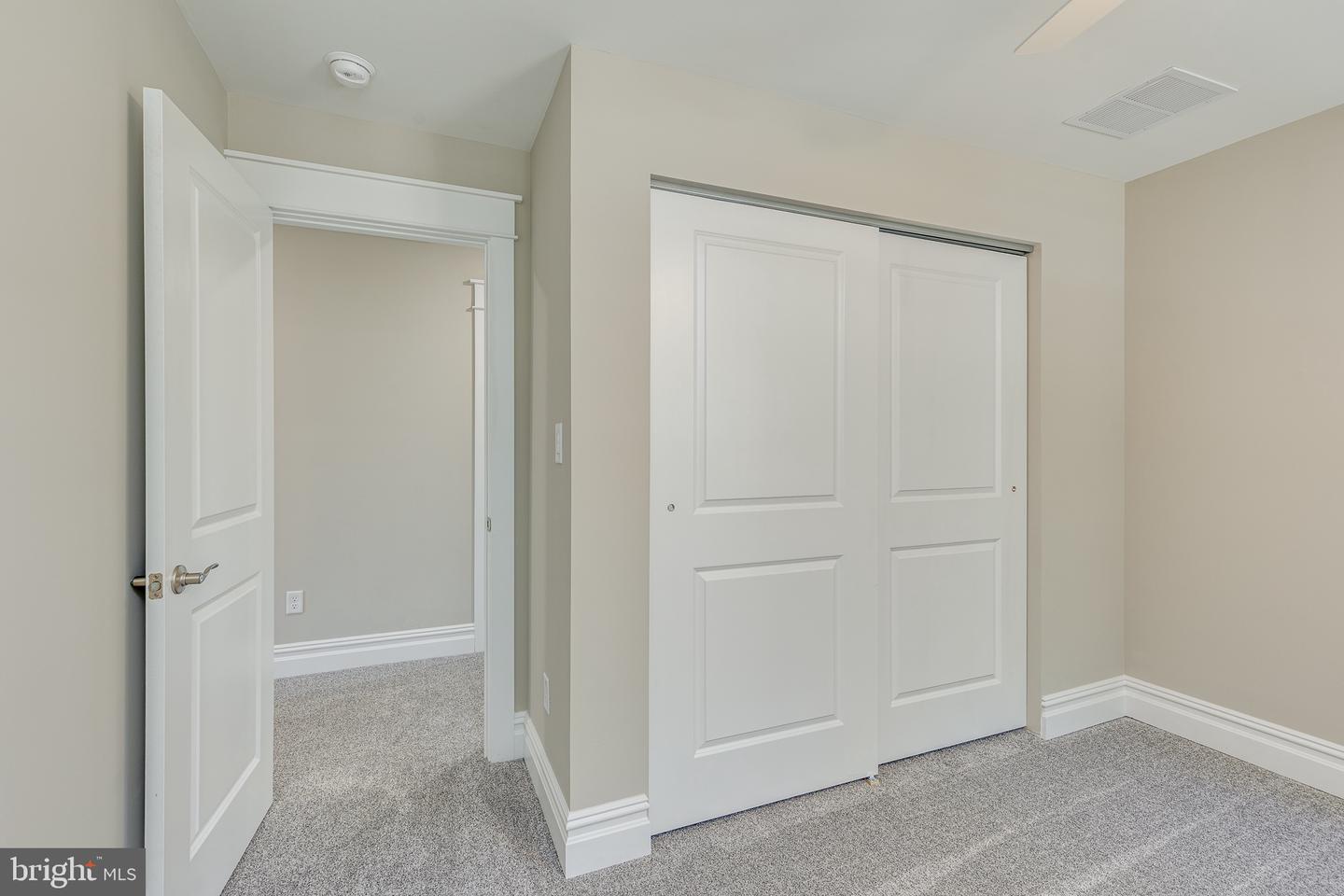 NJBL2120970 Property Photo 42
