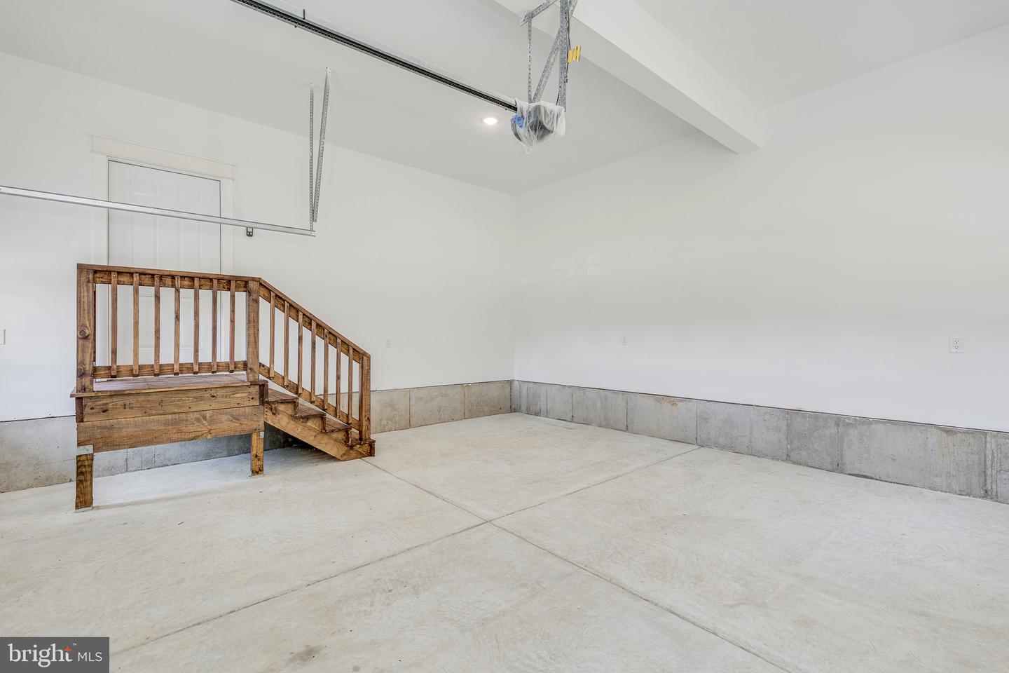 NJBL2120970 Property Photo 47