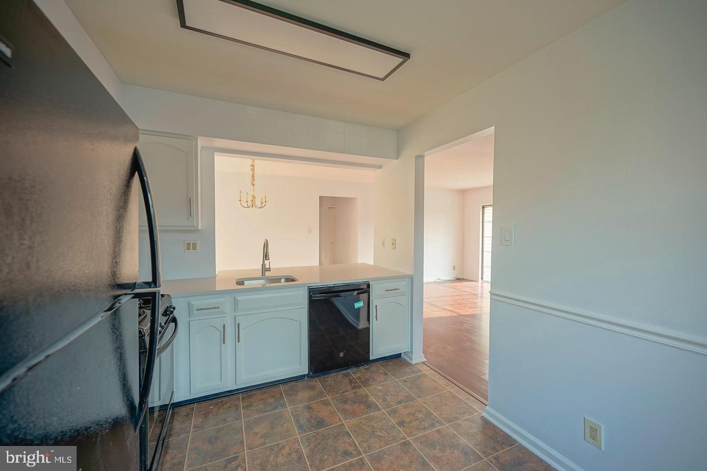 3102-b Limestone Way Property Photo 7