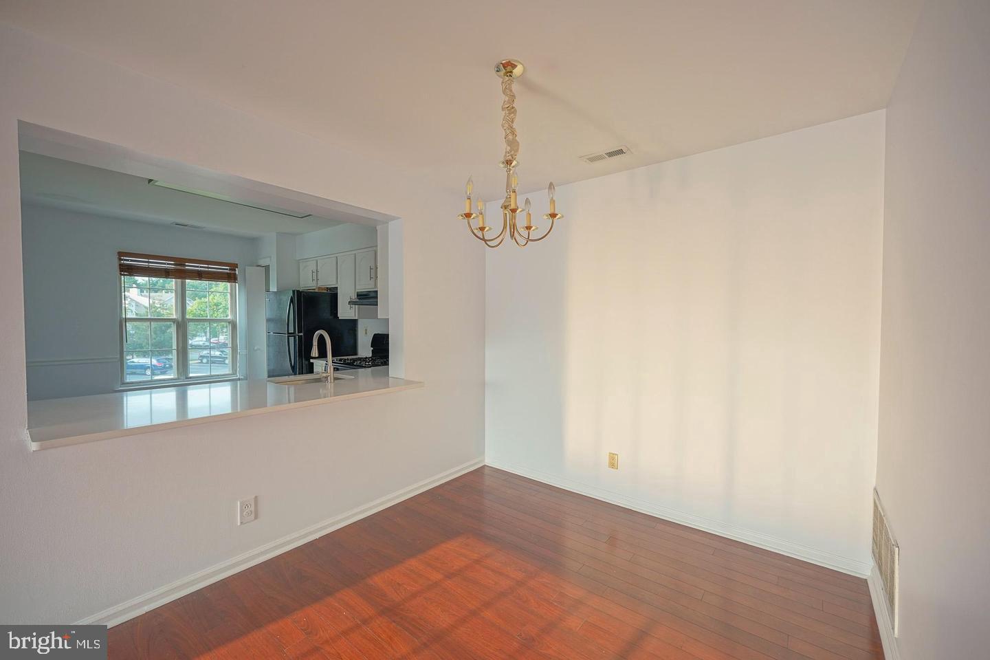 3102-b Limestone Way Property Photo 14