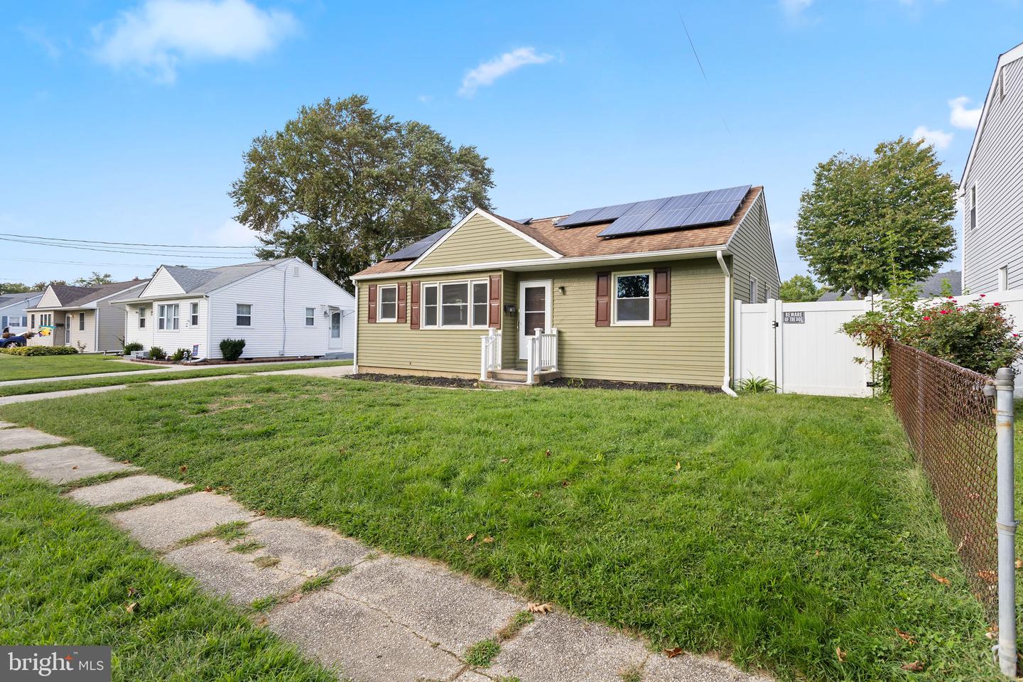 31 Farnsworth Ave Property Photo 2