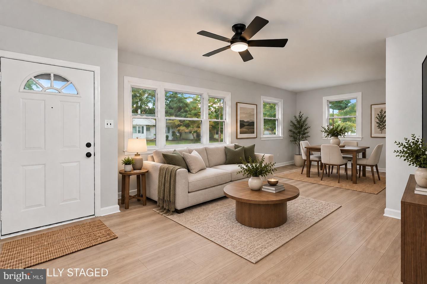 31 Farnsworth Ave Property Photo 4