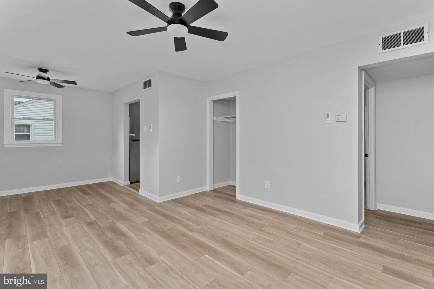 31 Farnsworth Ave Property Photo 7