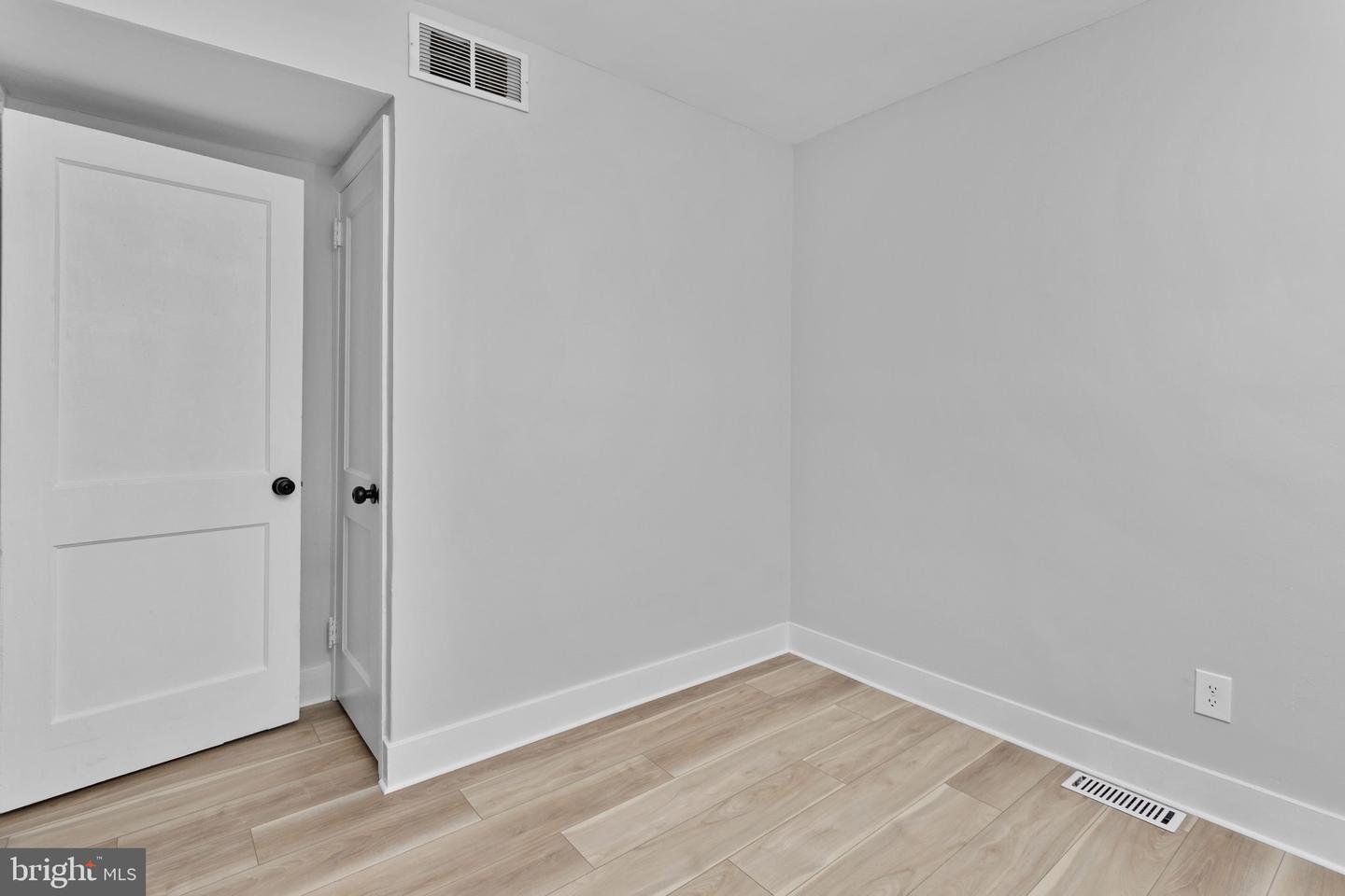 31 Farnsworth Ave Property Photo 21