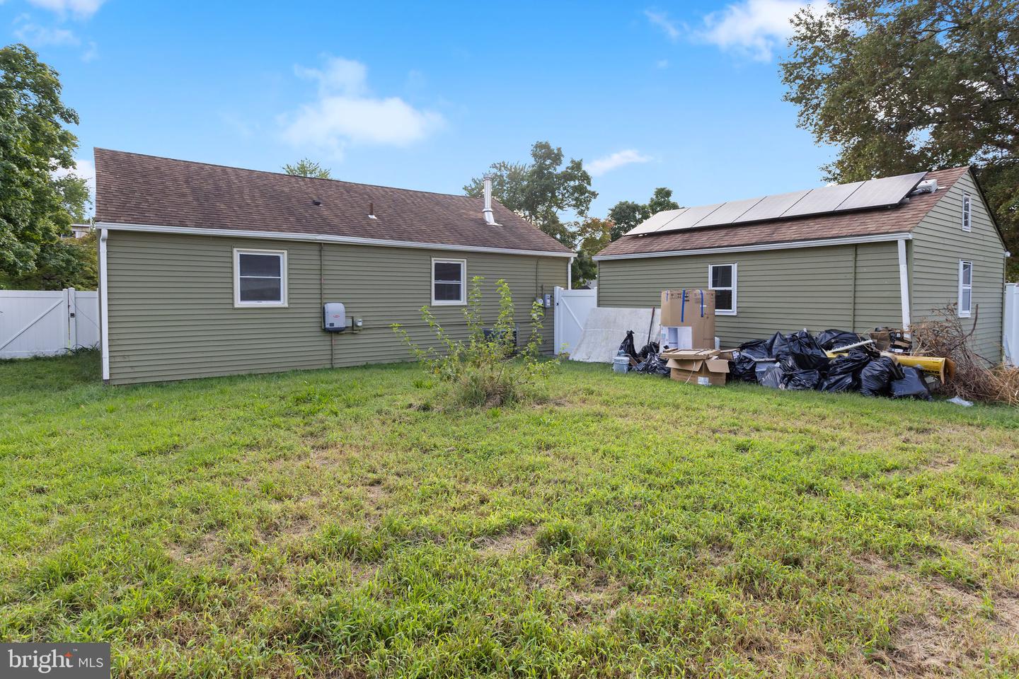 31 Farnsworth Ave Property Photo 24