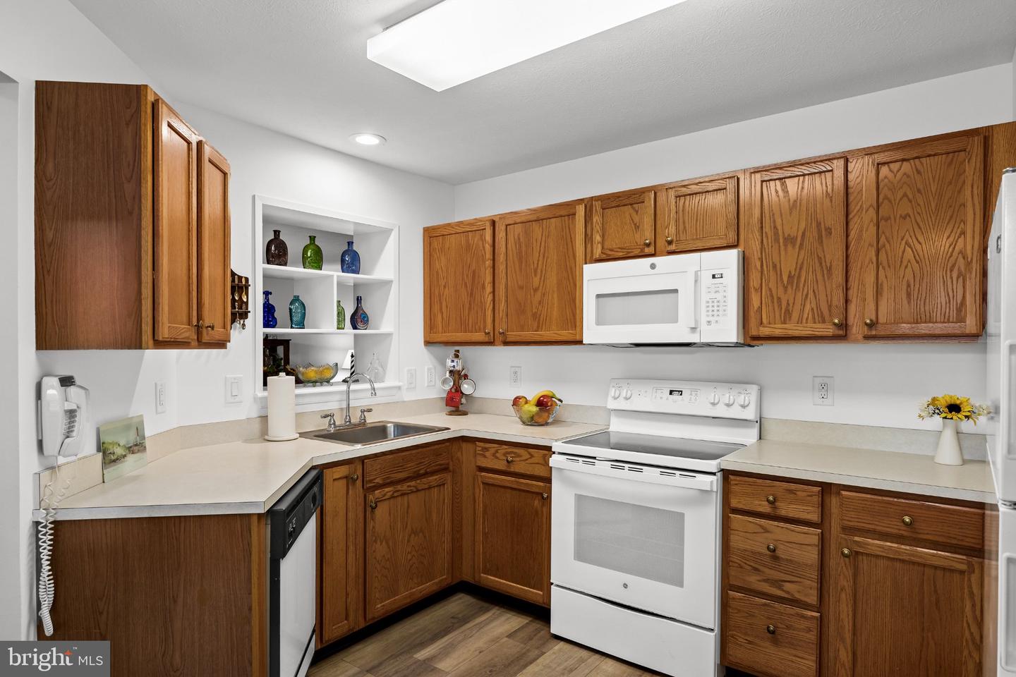 42 Peppergrass Dr N Property Photo 15