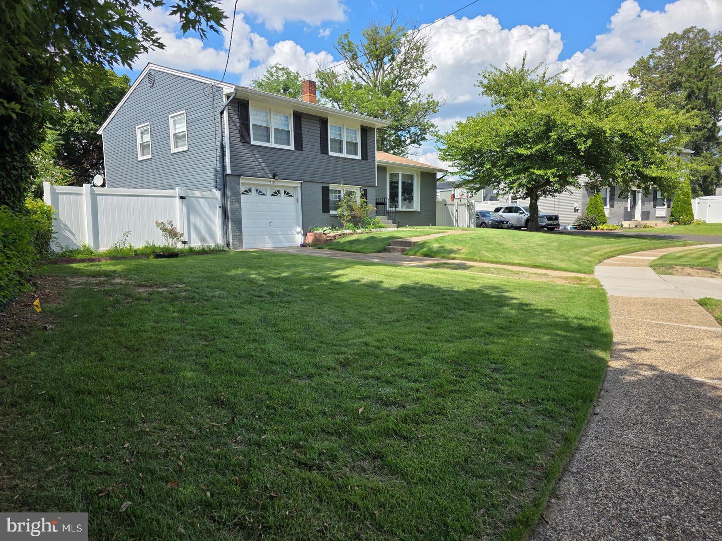 410 Taft Pl Property Photo 4
