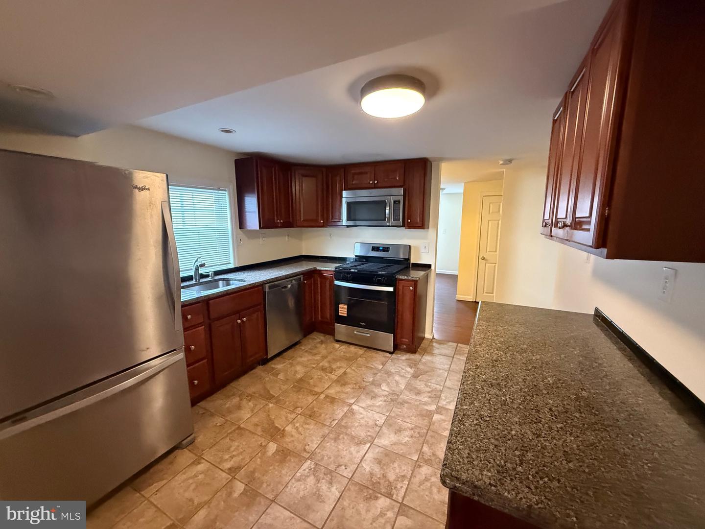 30 E Union St Property Photo 2