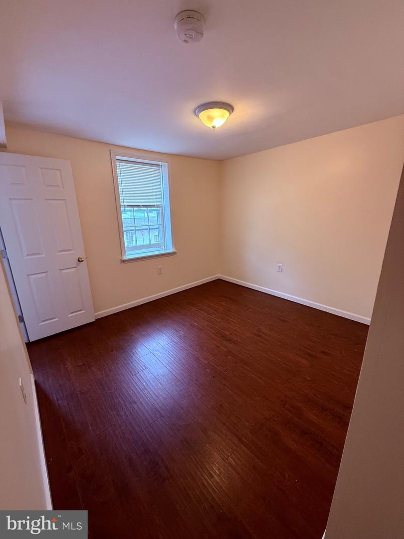 30 E Union St Property Photo 9