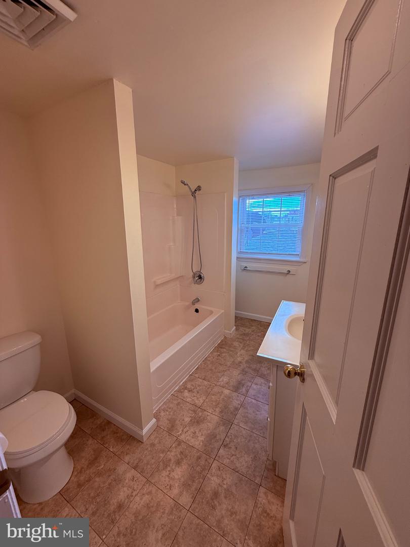 30 E Union St Property Photo 10