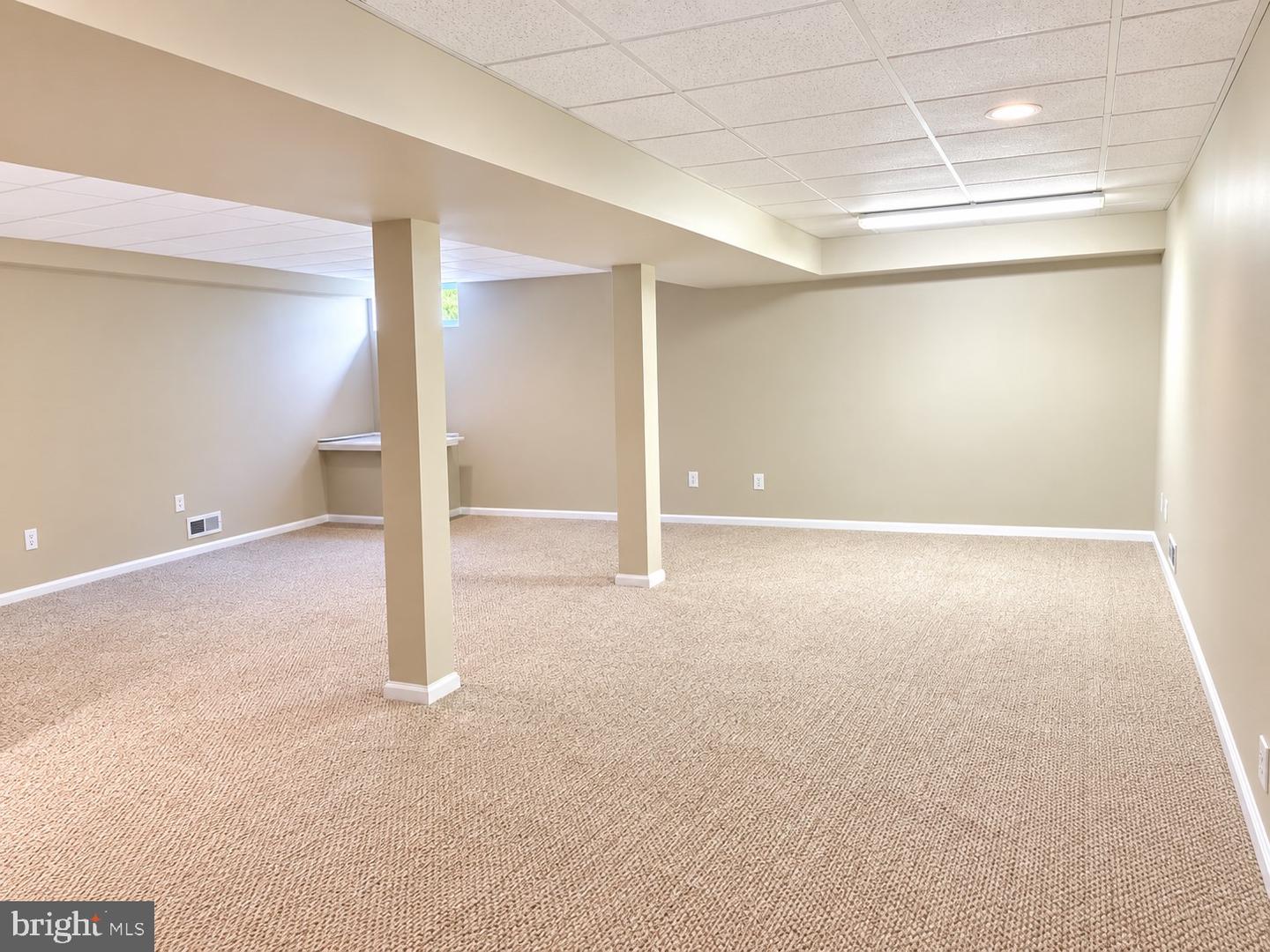 40 Hearthstone Ln Property Photo 11