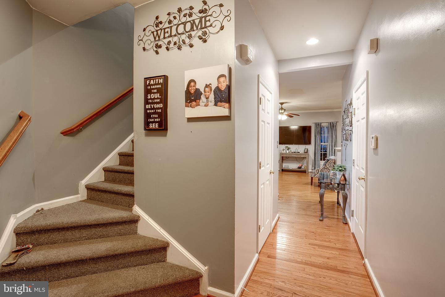 8 Peppermint Dr Property Photo 2