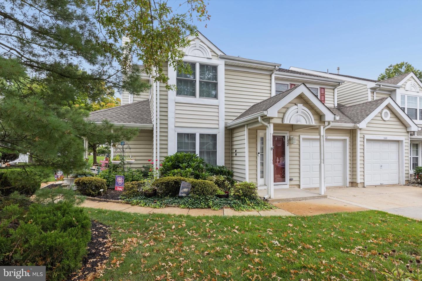 7602-b Normandy Dr Property Photo 2