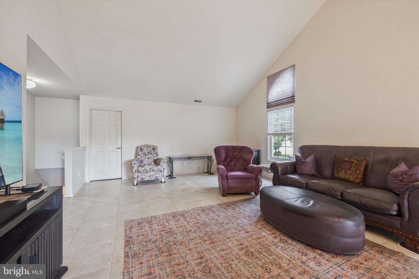 7602-b Normandy Dr Property Photo 7