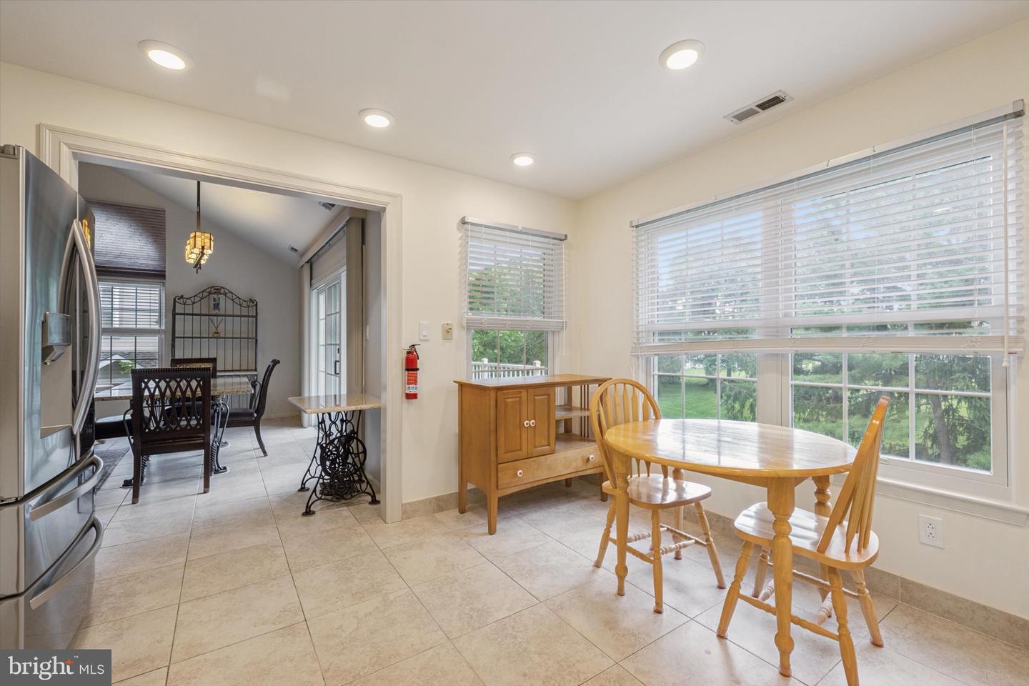 7602-b Normandy Dr Property Photo 14