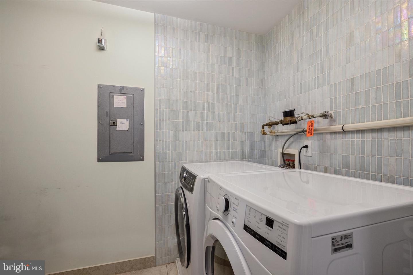 7602-b Normandy Dr Property Photo 22