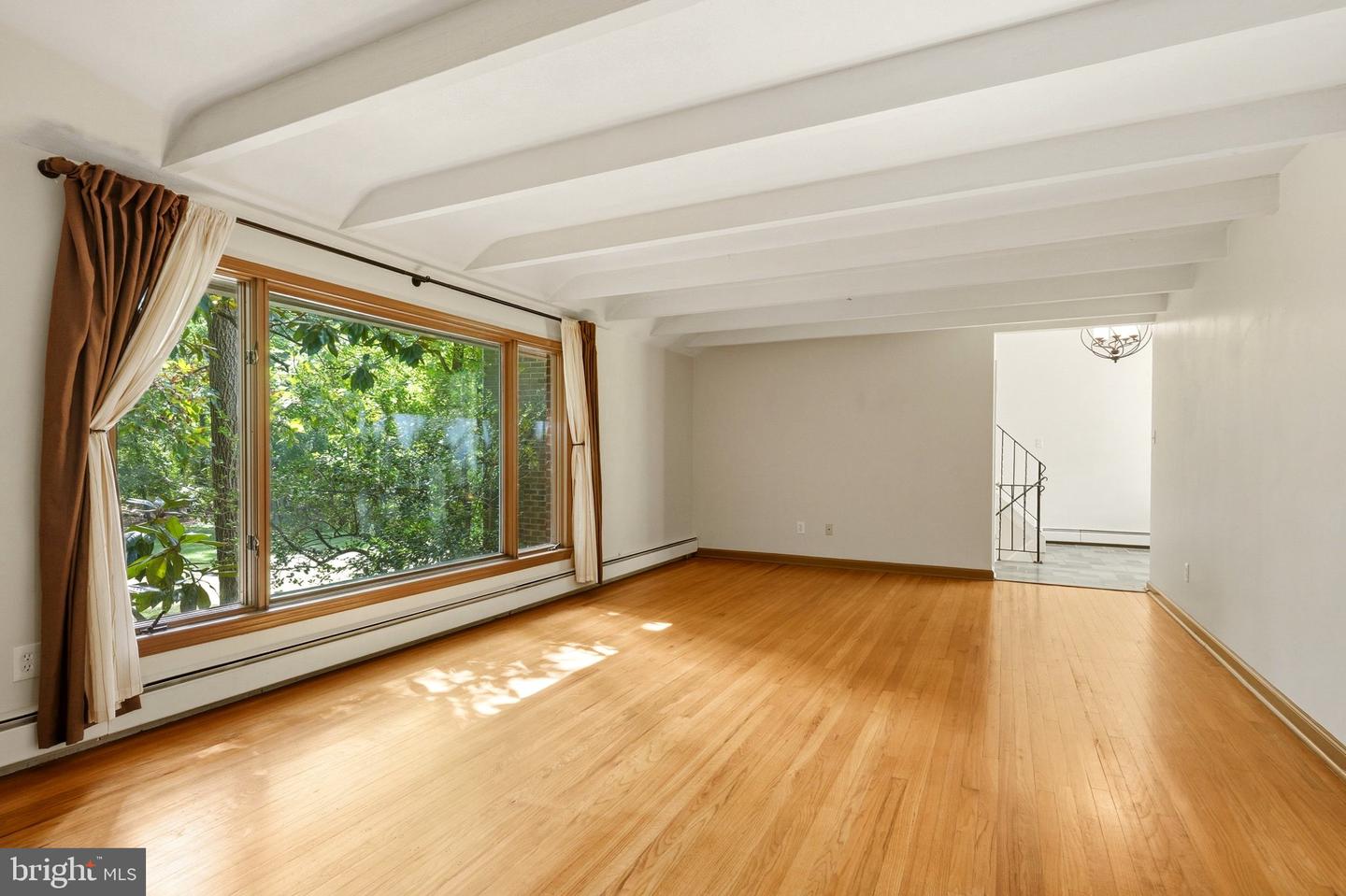 NJBL2121188 Property Photo 6