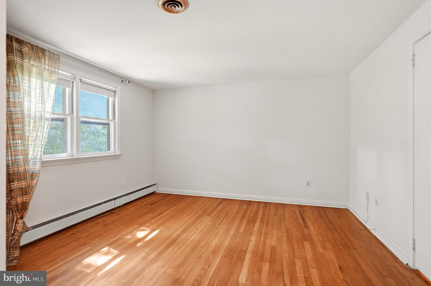 NJBL2121188 Property Photo 13