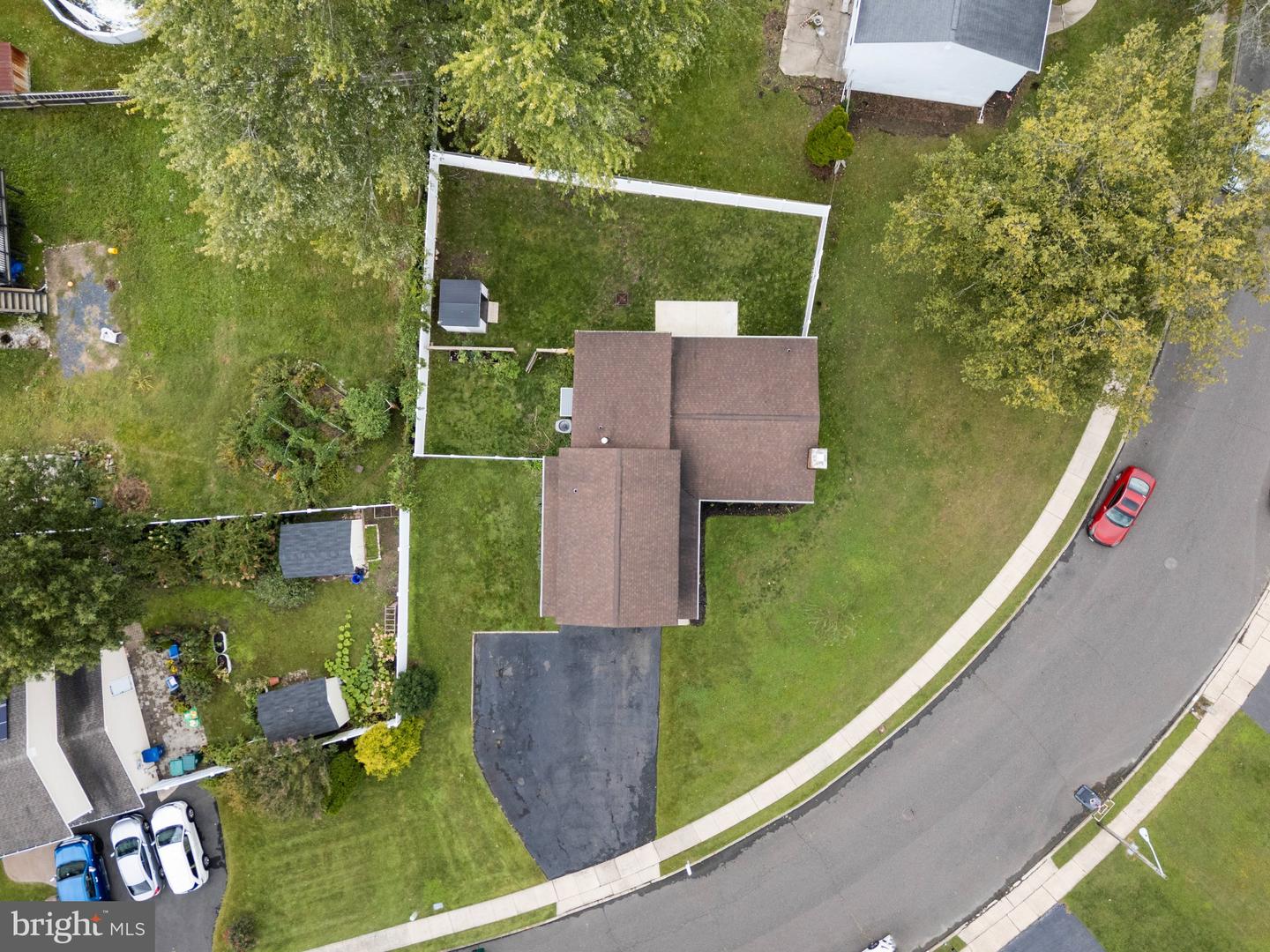 10 Durham Ter Property Photo 30
