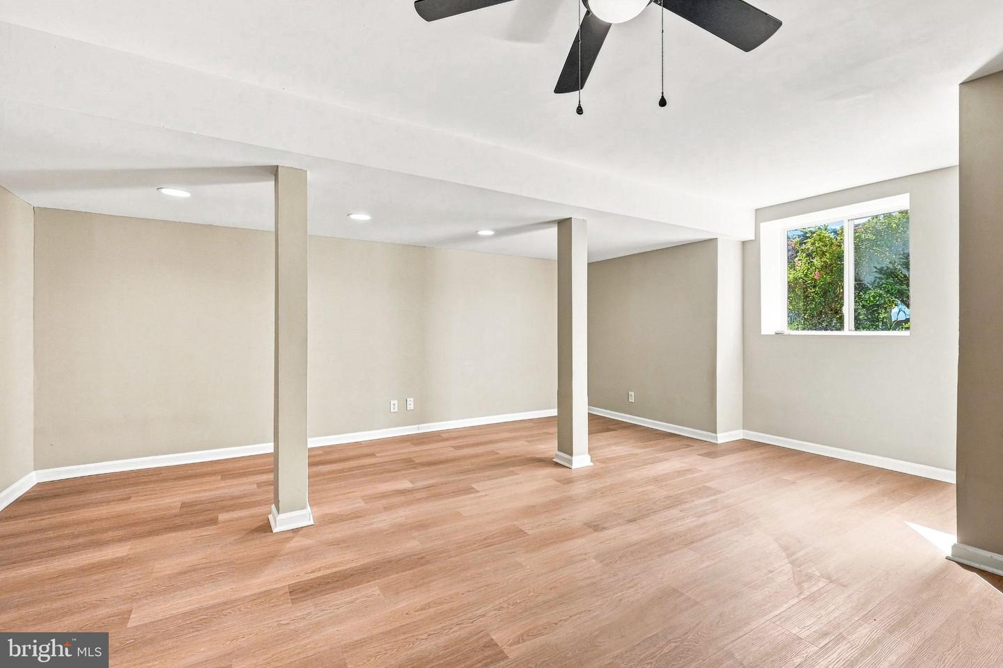 208 Hartford Rd Property Photo 9