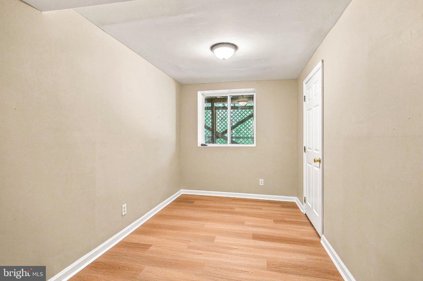 208 Hartford Rd Property Photo 12