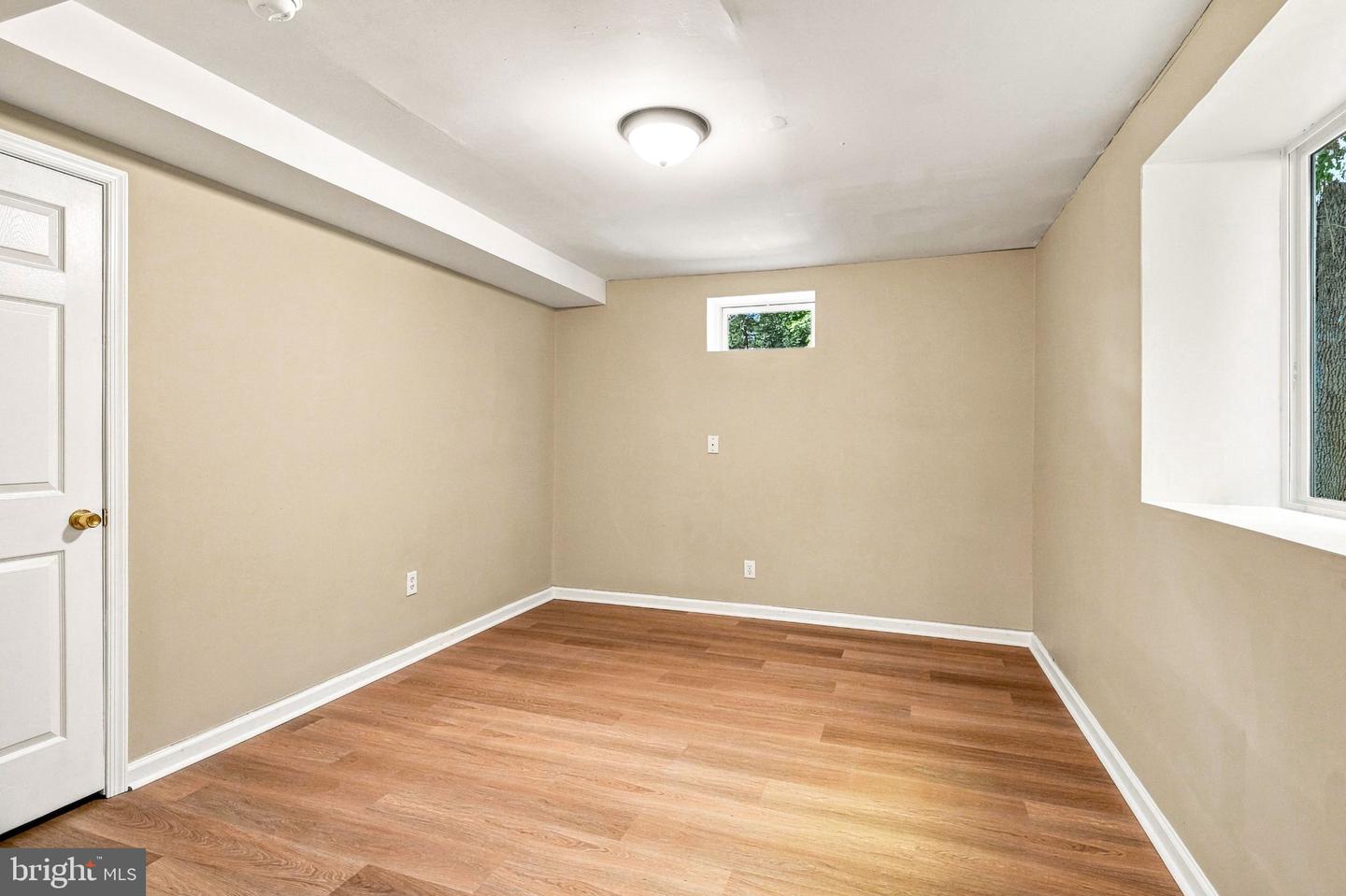 208 Hartford Rd Property Photo 13